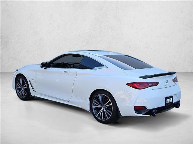 Used 2018 INFINITI Q60 2.0t w/ Moonroof Package RWD image 8