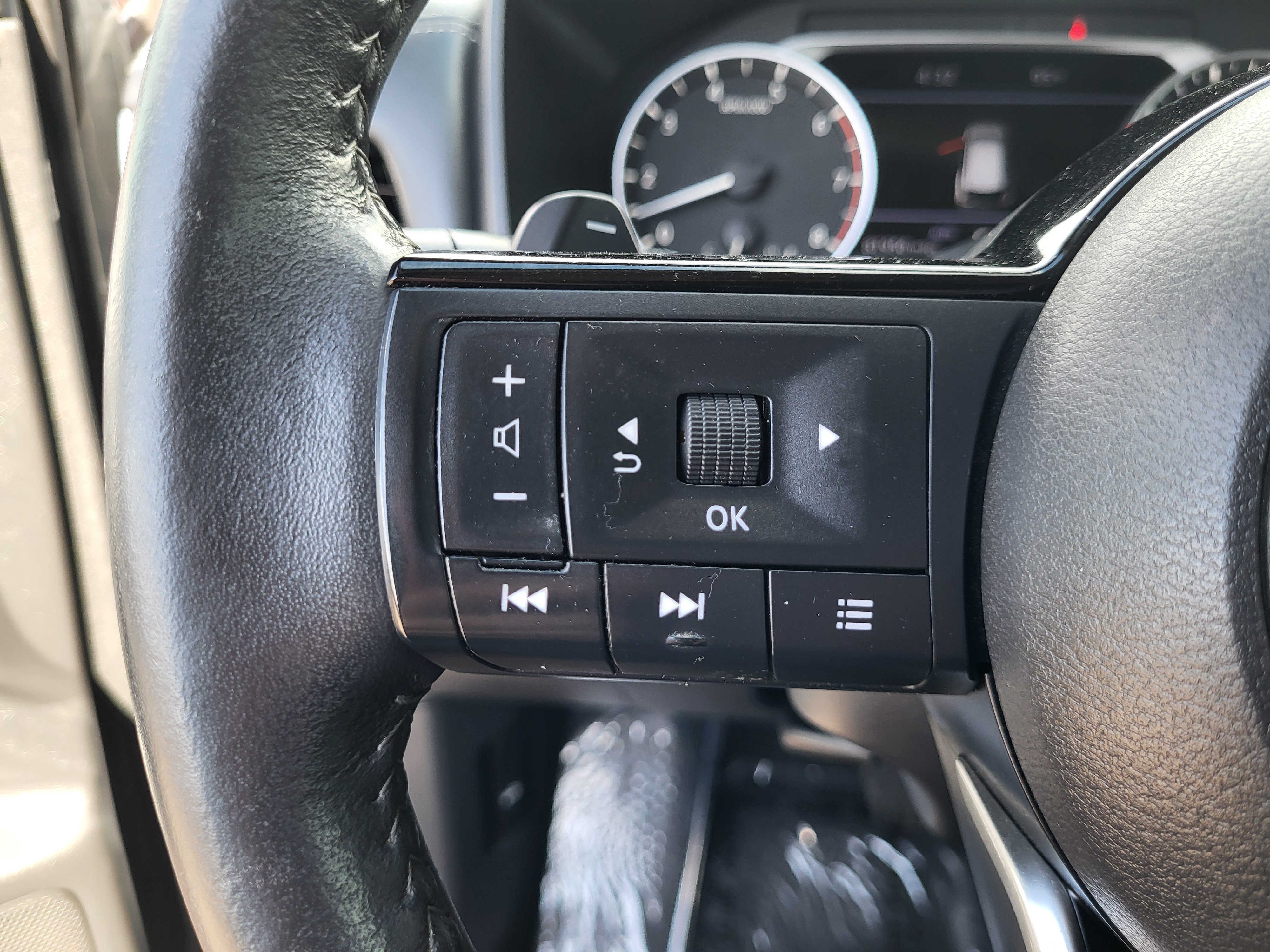 Certified 2022 Nissan Rogue SL w/ SL Premium Package AWD/4WD image 28