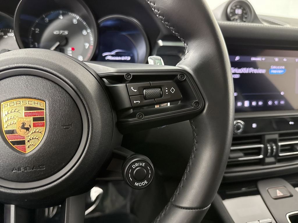 Certified 2022 Porsche Macan GTS AWD/4WD image 39