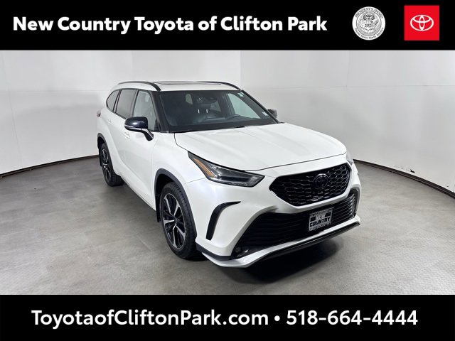 Used 2021 Toyota Highlander XSE