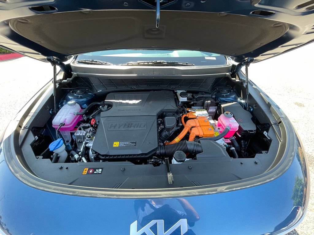 New 2026 Kia Niro EX FWD image 32