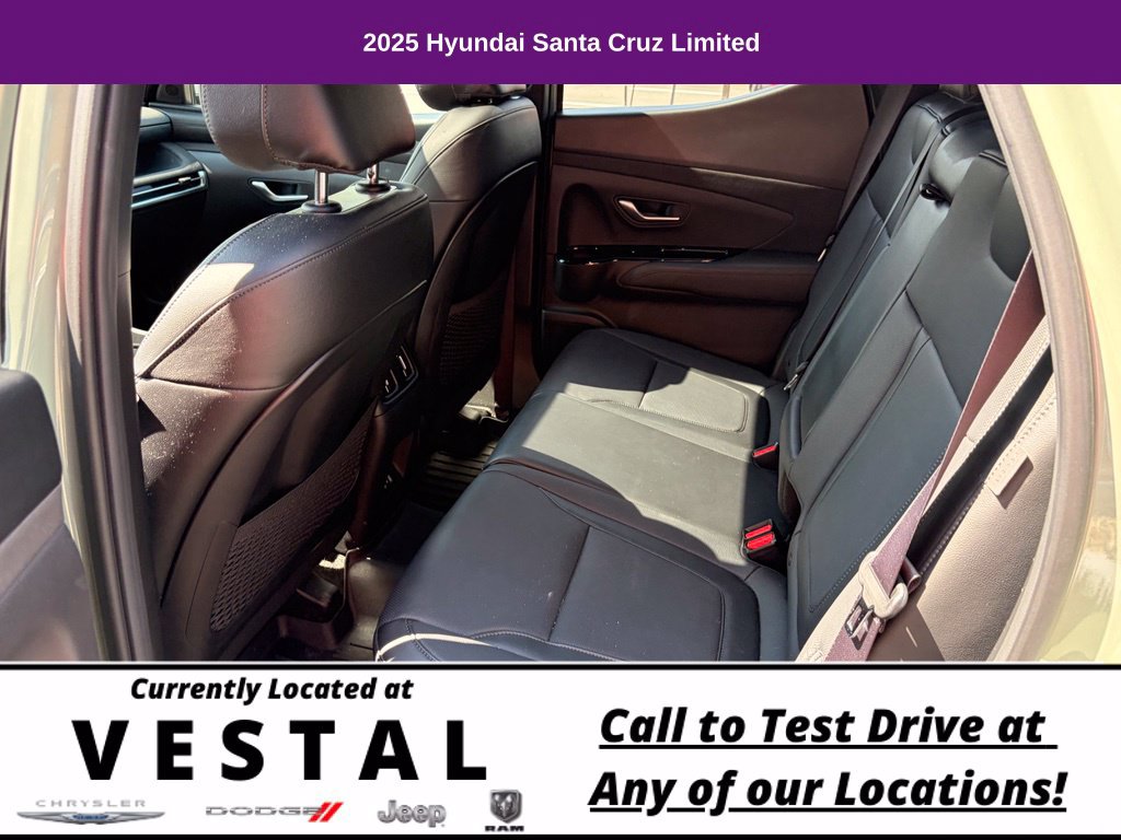 Used 2025 Hyundai Santa Cruz Limited AWD/4WD image 12
