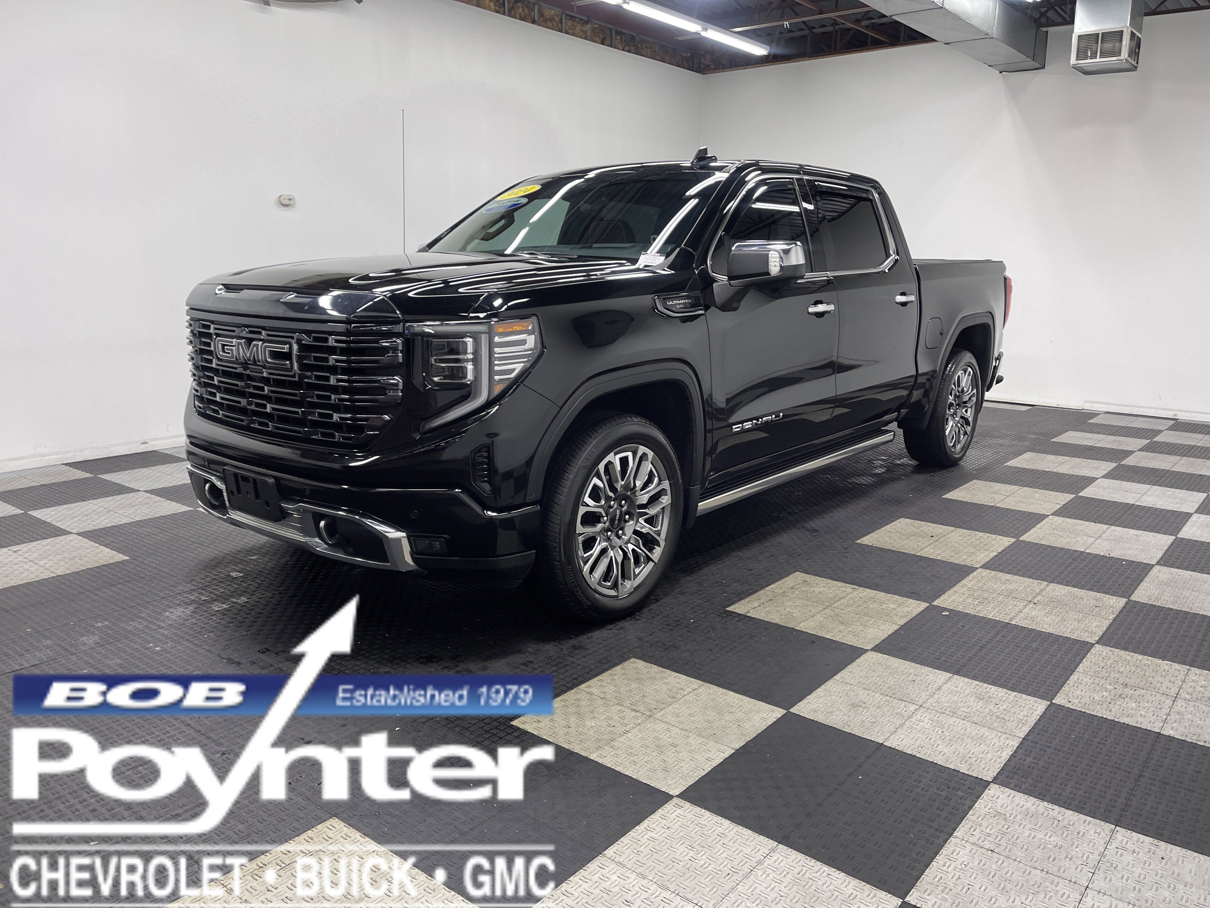 Used 2024 GMC Sierra 1500 Denali Ultimate image 1
