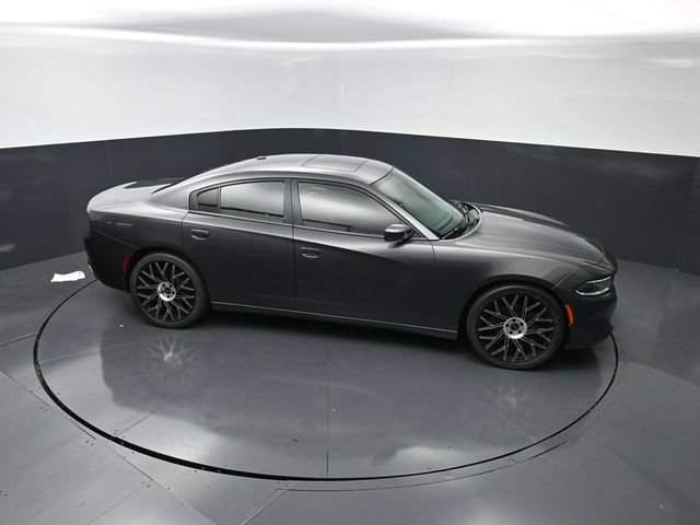 Used 2019 Dodge Charger SXT w/ Leather Interior Group RWD image 20