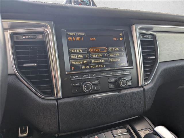 Used 2016 Porsche Macan Turbo image 10