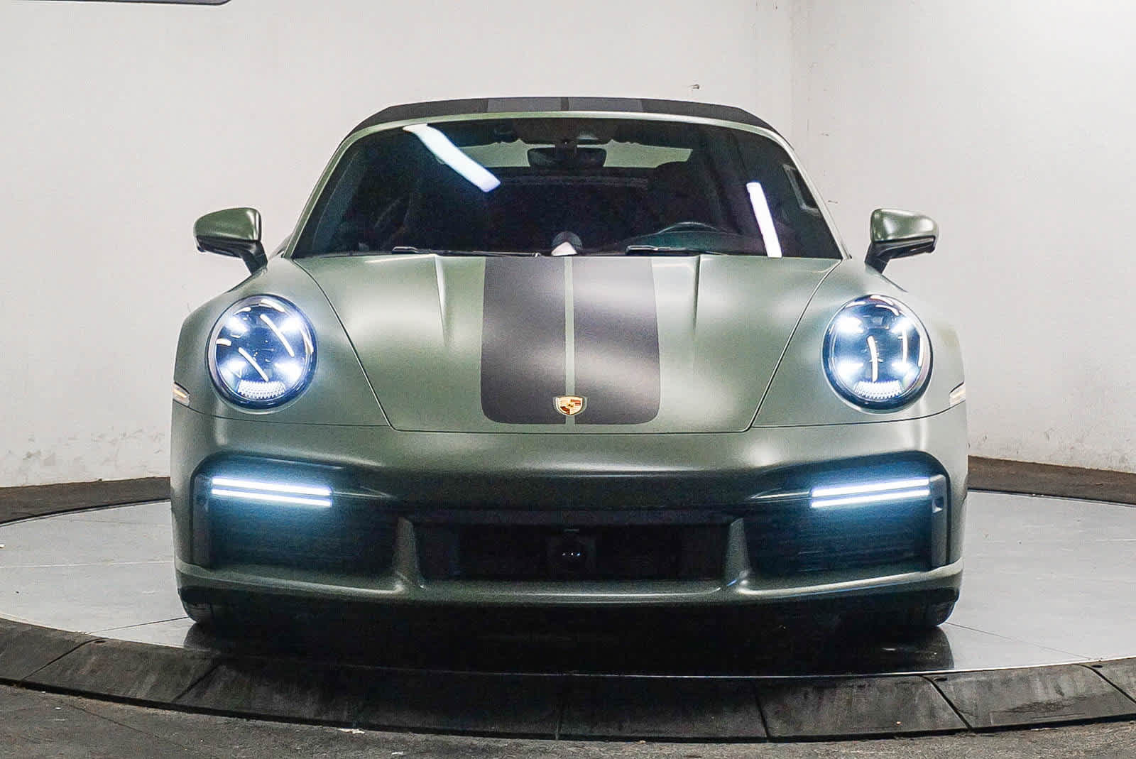 Used 2021 Porsche 911 Turbo S AWD/4WD image 6