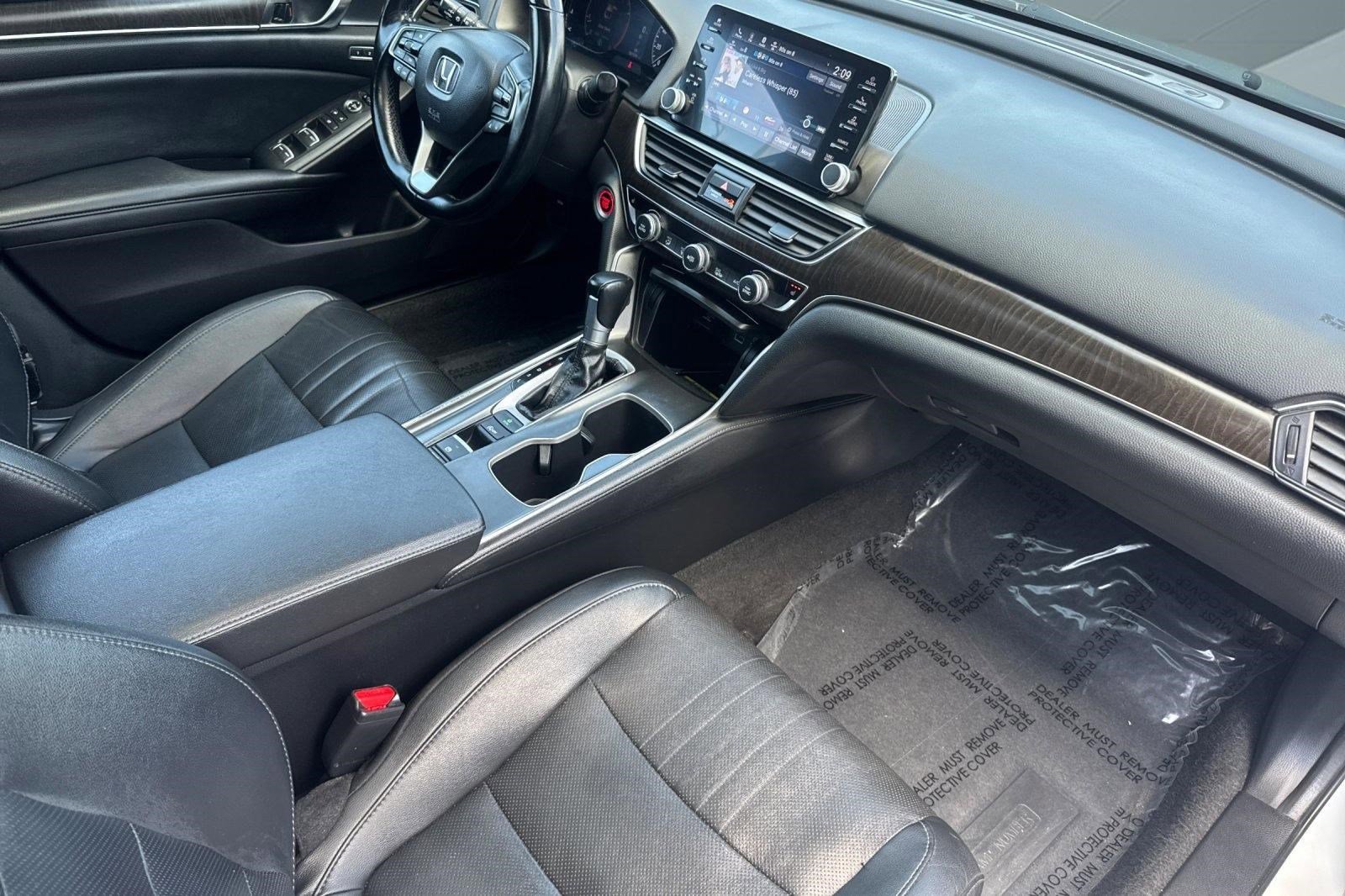 Used 2021 Honda Accord EX-L image 31