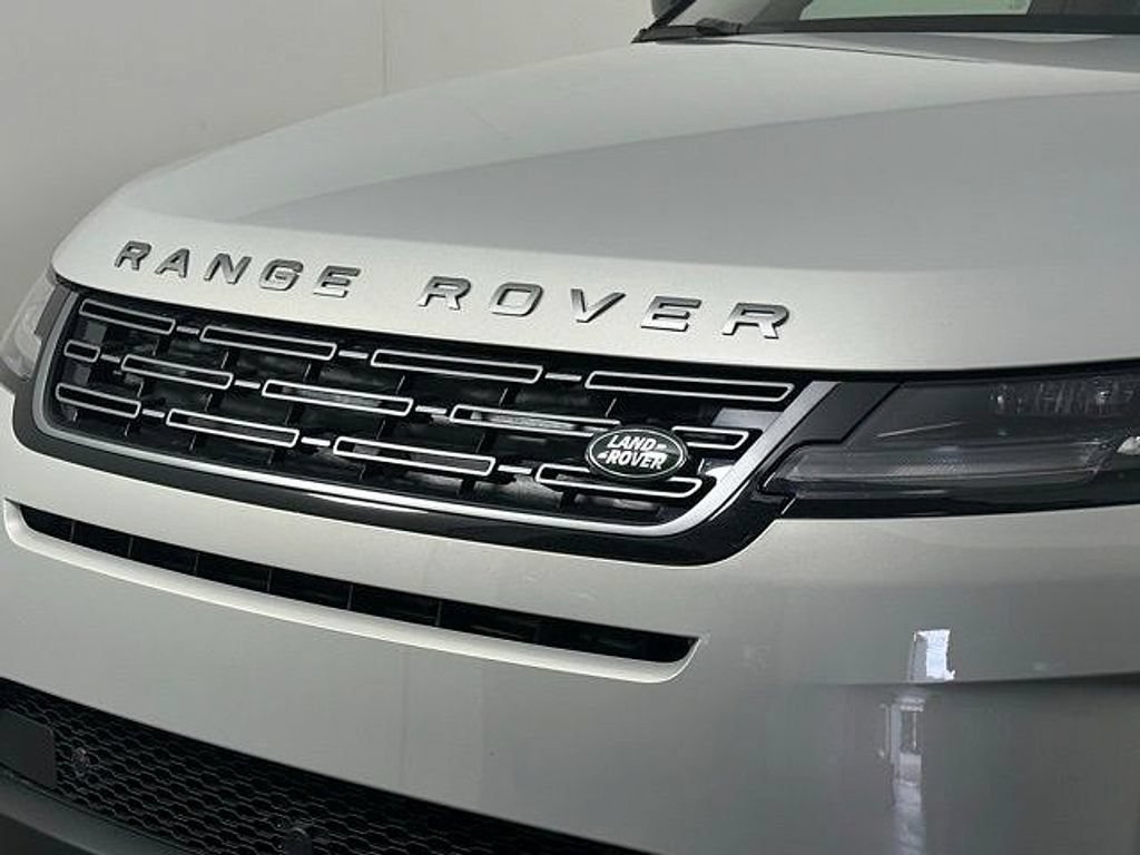 Certified 2026 Land Rover Range Rover Evoque S AWD/4WD image 8