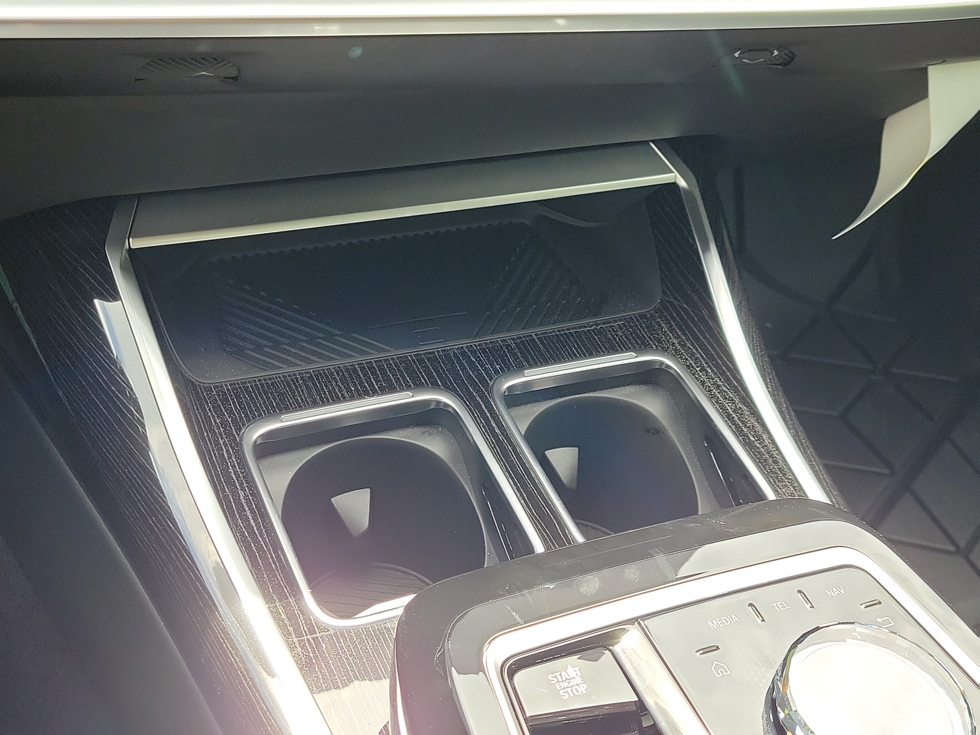 New 2026 BMW 740i w/ Executive Package RWD image 25