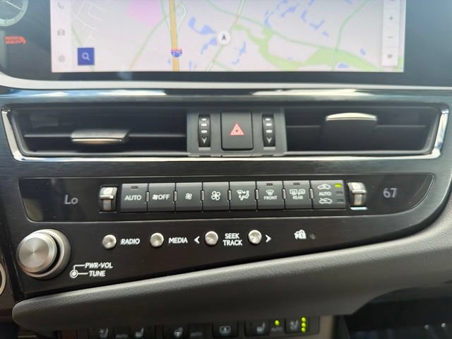 Used 2024 Lexus ES 350 w/ Technology Package FWD image 17