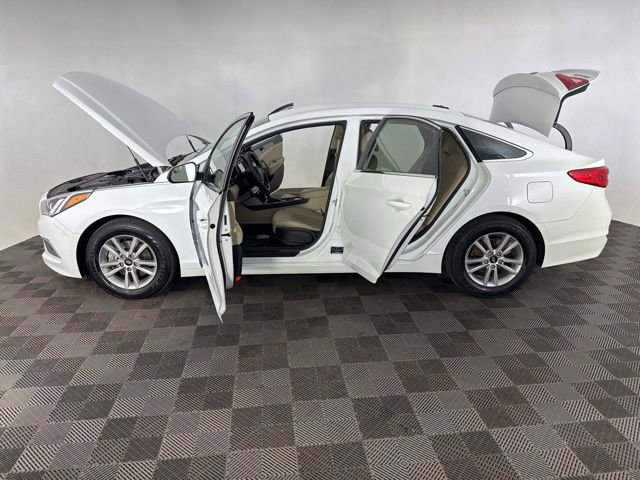 Used 2016 Hyundai Sonata SE FWD image 9