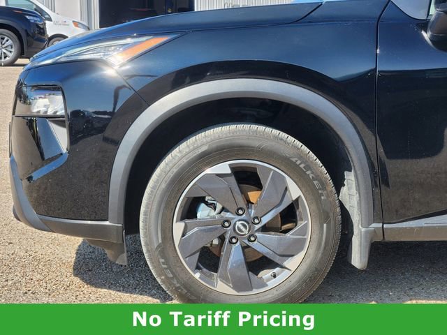 Certified 2025 Nissan Rogue SV FWD image 7