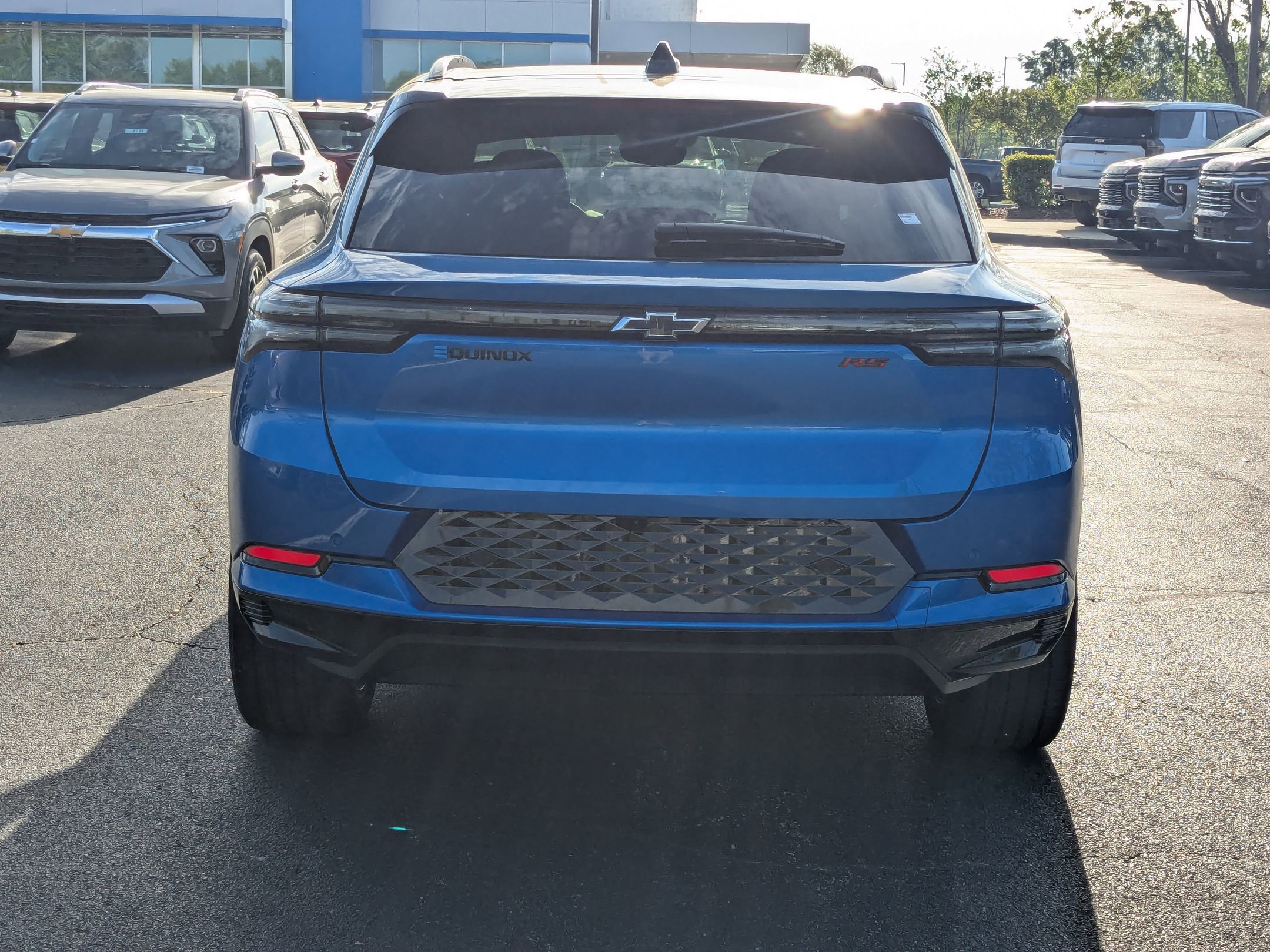 New 2026 Chevrolet Equinox EV RS image 8