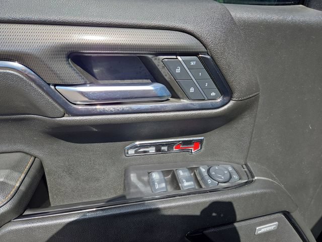 Used 2024 GMC Sierra 1500 AT4 w/ Technology Package AWD/4WD image 16