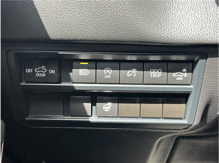 Used 2024 Toyota Tundra Limited w/ TRD Off-Road Package AWD/4WD image 25