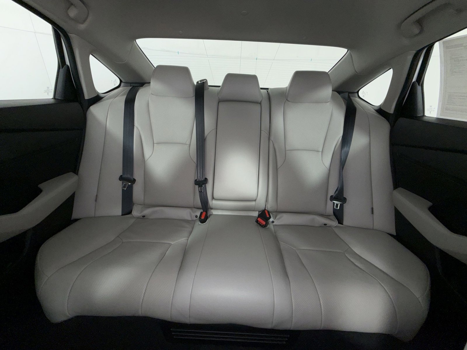Used 2023 Honda Accord EX-L image 25