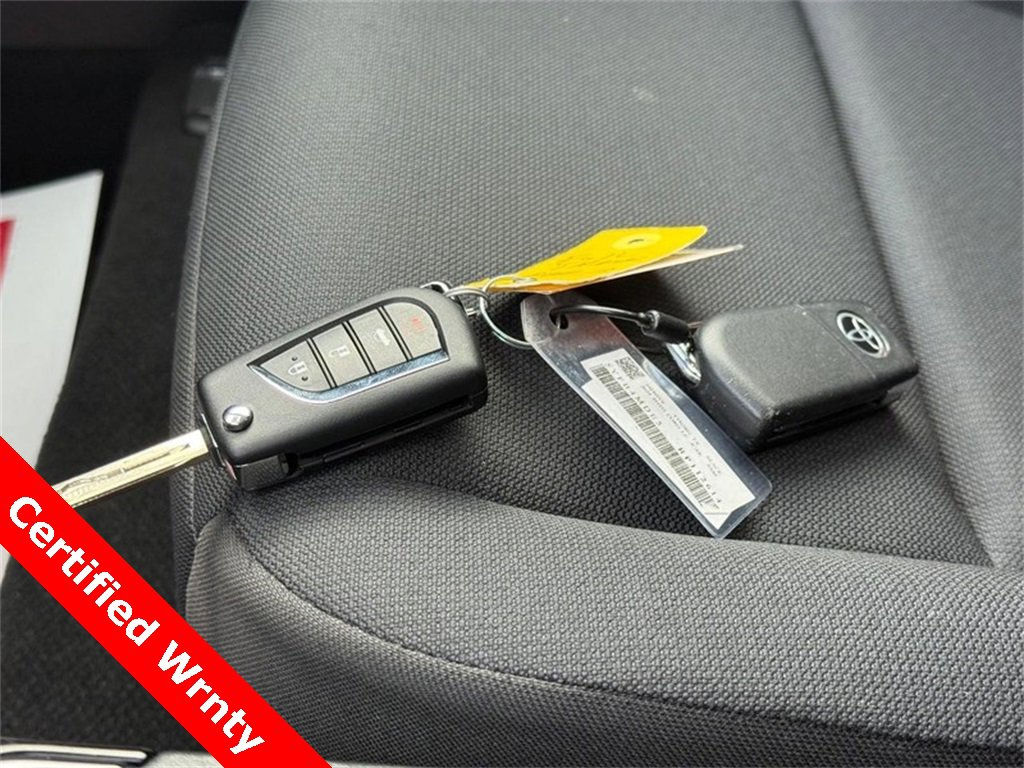 Used 2024 Toyota Corolla LE image 27