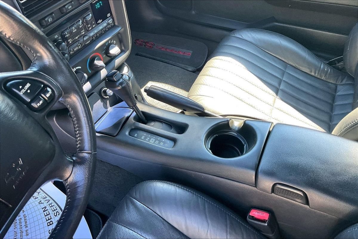 Used 2002 Chevrolet Camaro Z28 w/ SS Performance/Appearance Pkg RWD image 14