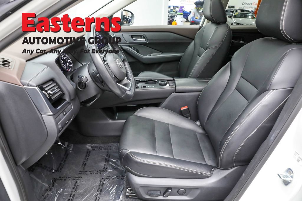 Used 2022 Nissan Rogue SL w/ SL Premium Package image 14