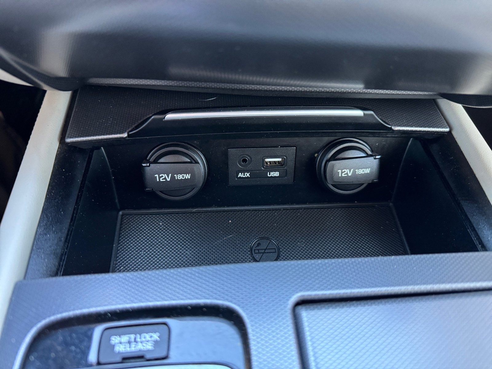 Used 2016 Hyundai Genesis 3.8 w/ Option Group 02 image 31