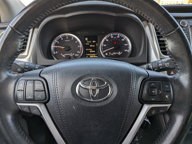 Used 2017 Toyota Highlander Plus image 26