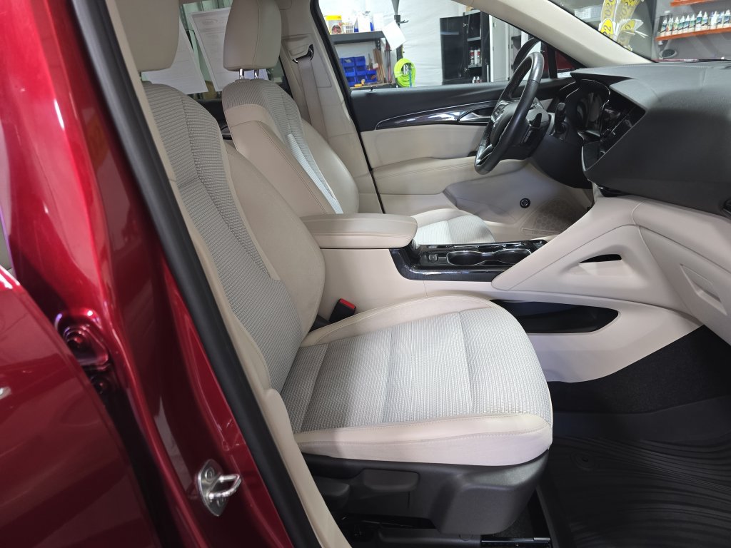 Used 2021 Buick Envision Preferred AWD/4WD image 10