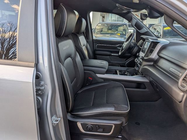 Used 2022 RAM 1500 Laramie w/ Sport Appearance Package image 31