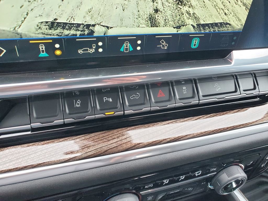 New 2026 Chevrolet Silverado 2500 LT w/ Z71 Chrome Sport Edition image 22