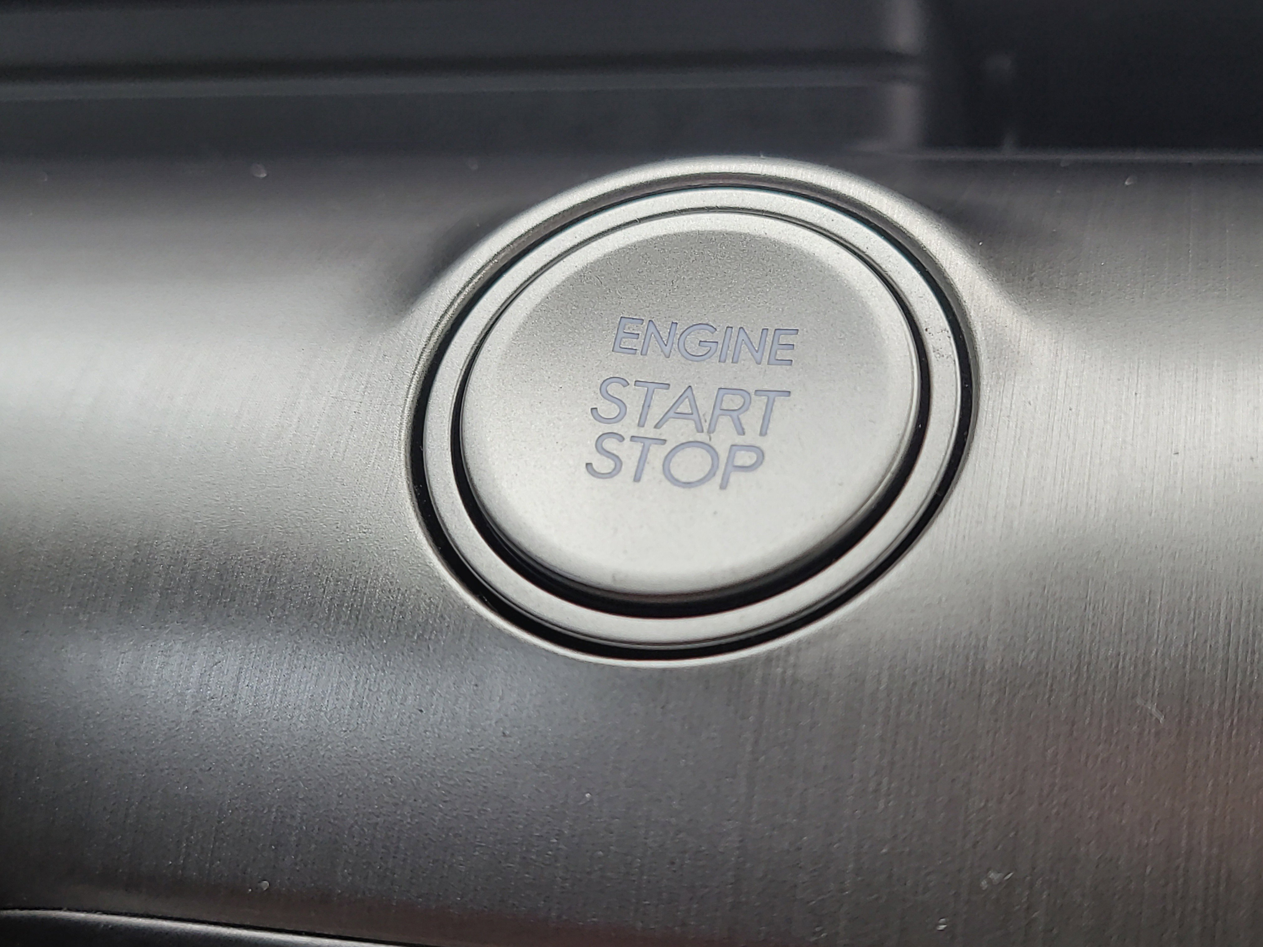 Used 2025 Hyundai Kona SEL FWD image 28
