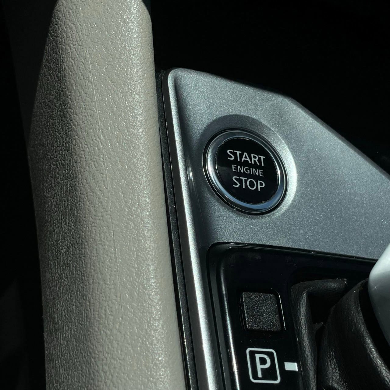 Used 2024 Nissan Altima 2.5 SV FWD image 17
