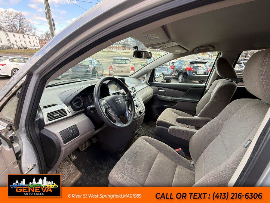 Used 2014 Honda Odyssey LX image 9