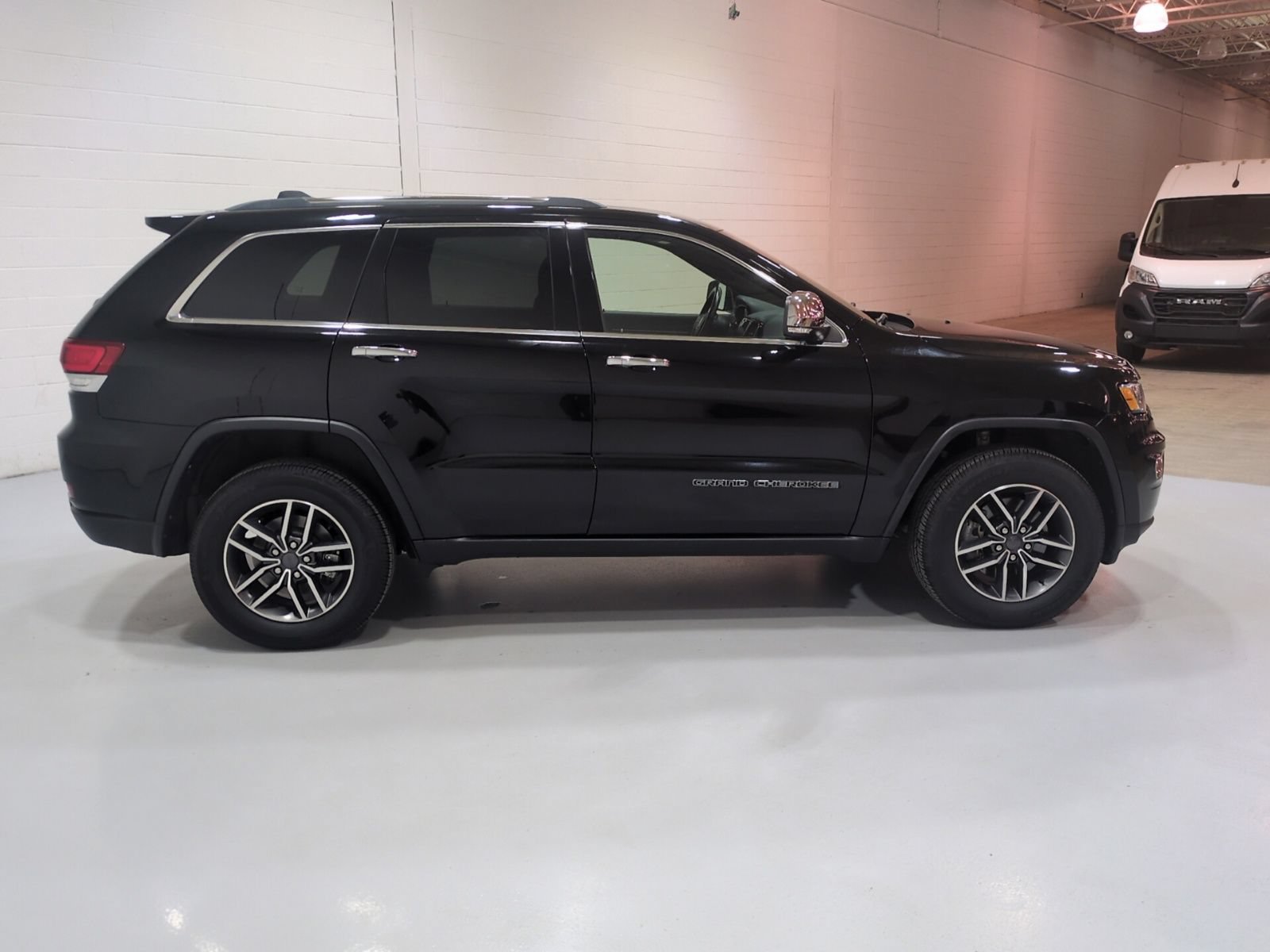 Used 2021 Jeep Grand Cherokee Limited AWD/4WD video 2