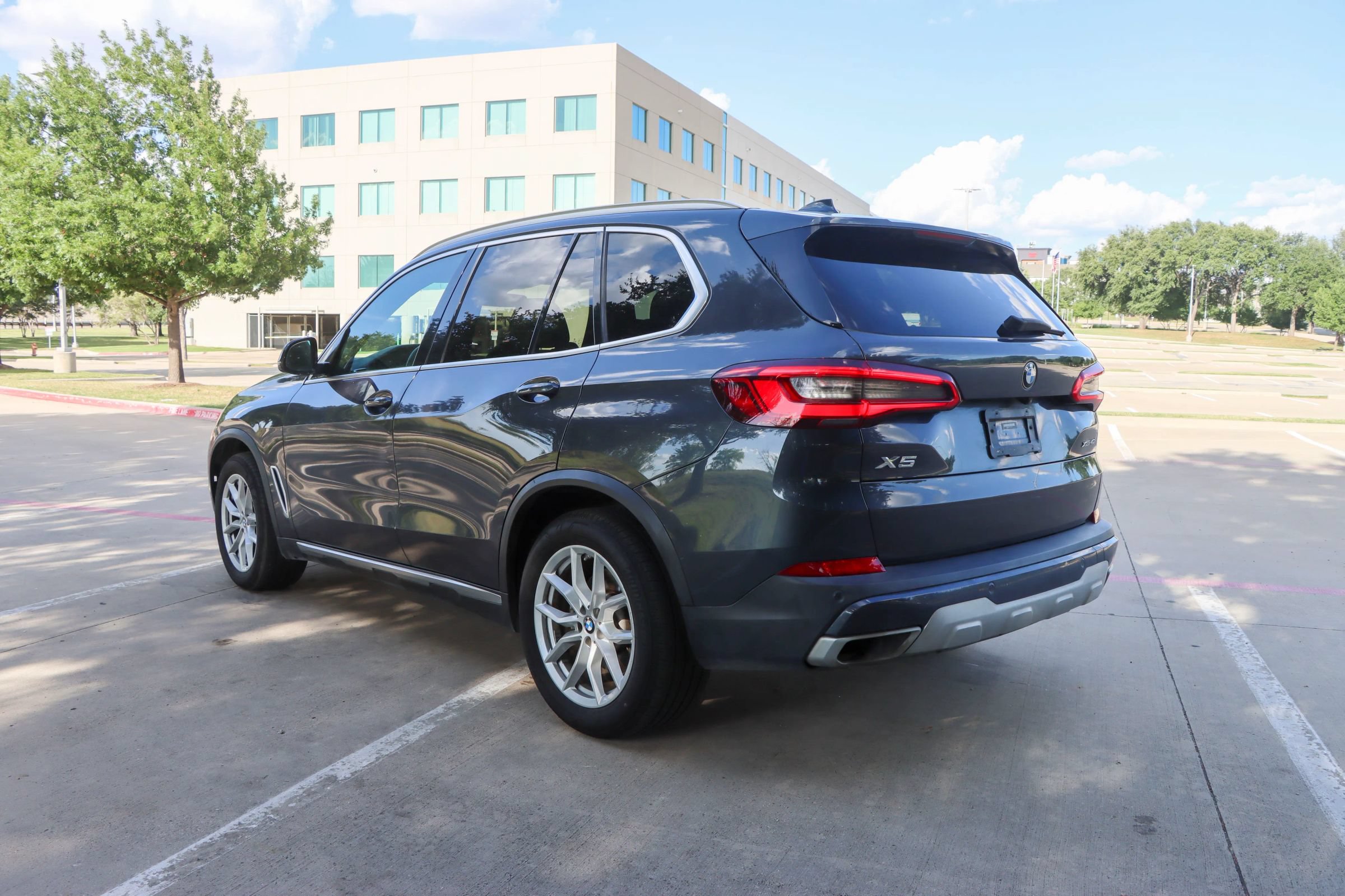 Used 2020 BMW X5 xDrive40i AWD/4WD image 5