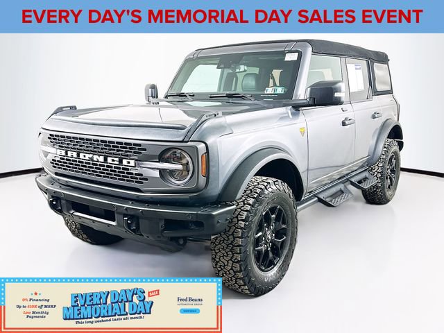 Used 2023 Ford Bronco Badlands AWD/4WD image 3