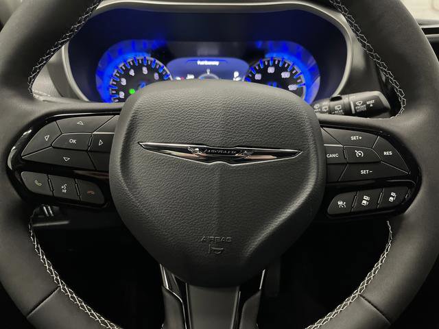New 2026 Chrysler Pacifica Select image 17