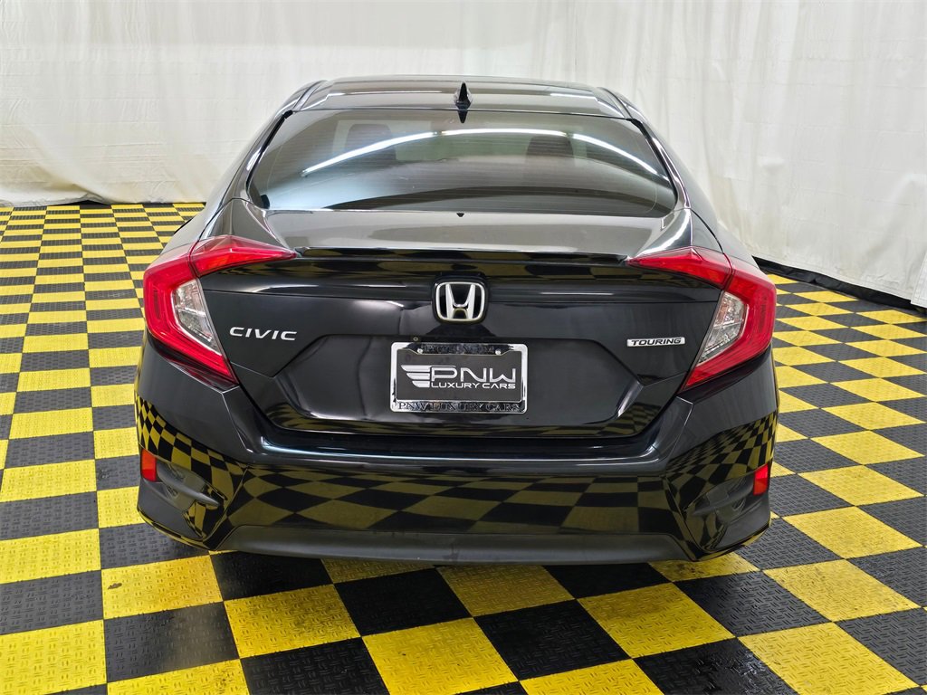 Used 2016 Honda Civic Touring image 4