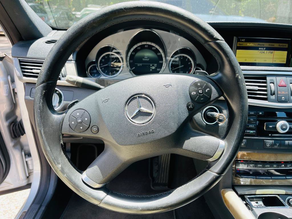 Used 2010 Mercedes-Benz E 350 Sedan image 24