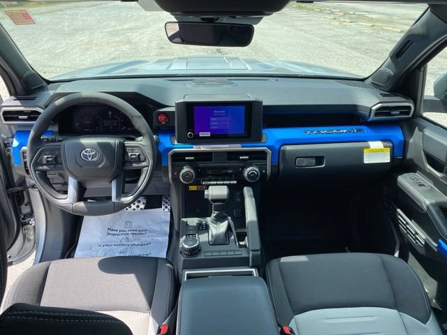 New 2026 Toyota Tacoma TRD Sport w/ TRD Sport Upgrade Package AWD/4WD image 15