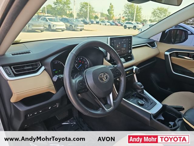 Used 2021 Toyota RAV4 XLE w/ Convenience Package AWD/4WD image 9