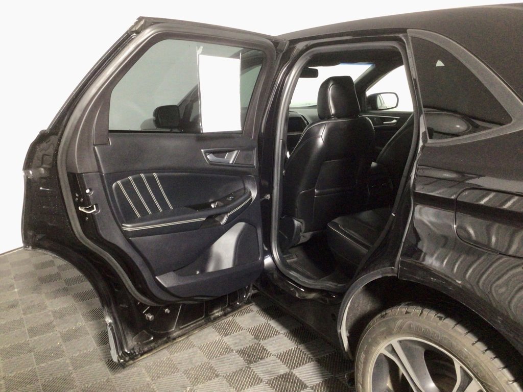 Used 2020 Ford Edge ST w/ Equipment Group 401A image 23
