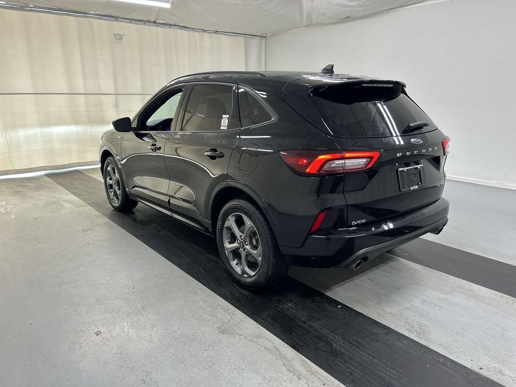 Used 2024 Ford Escape ST-Line AWD/4WD image 7
