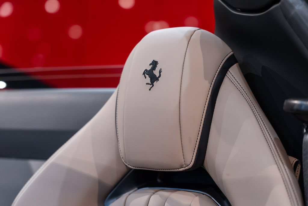 Certified 2023 Ferrari 812 GTS RWD image 6