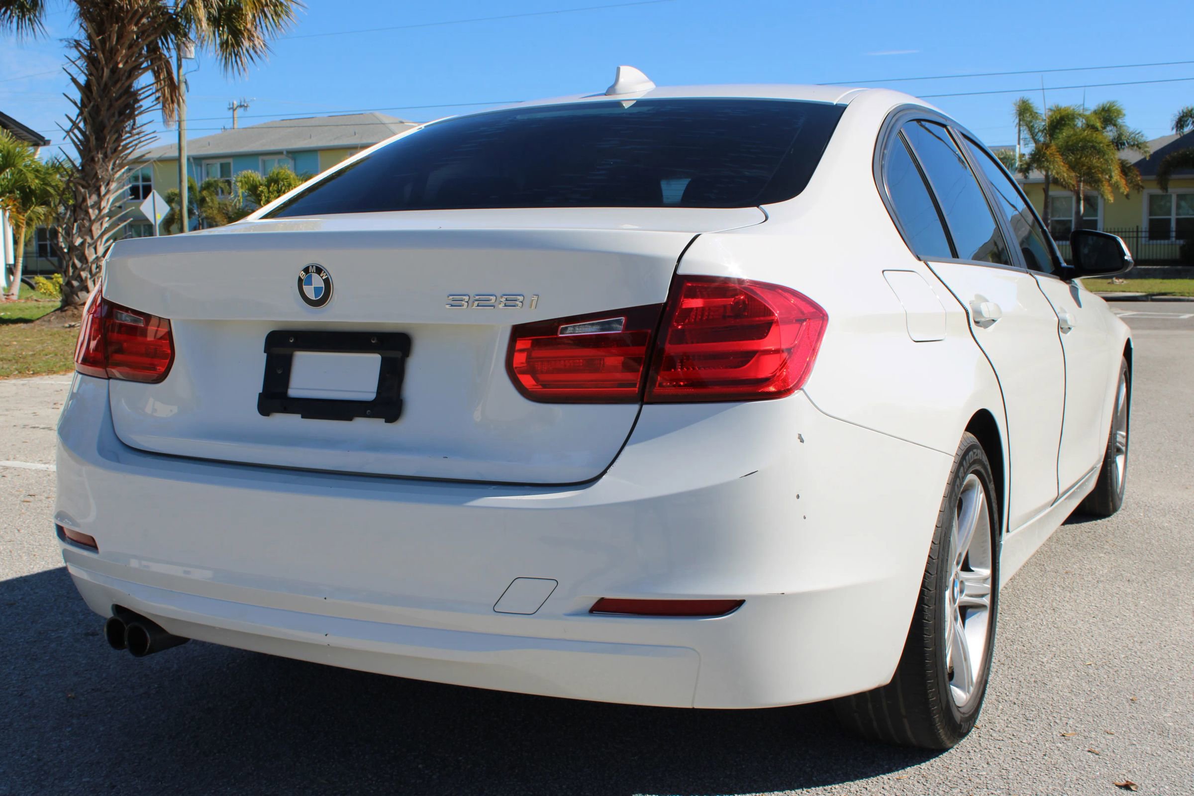 Used 2014 BMW 328i Sedan RWD image 11