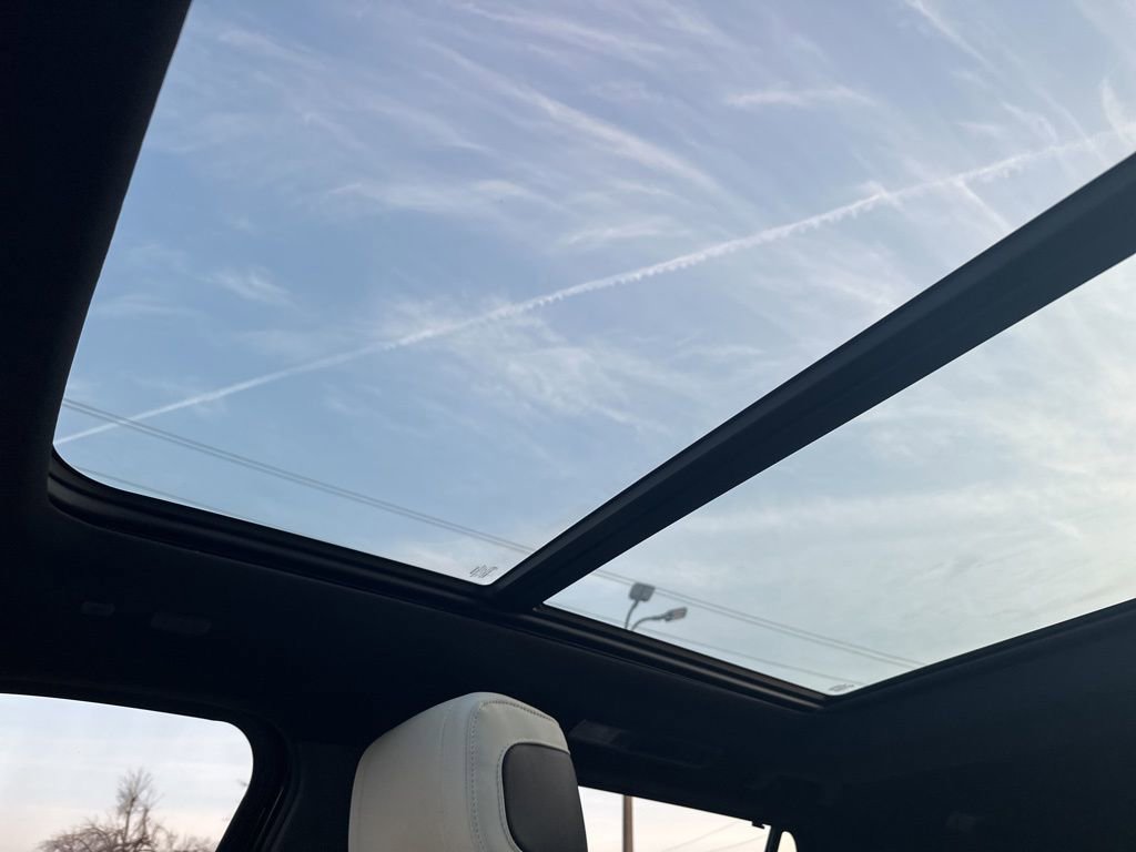 Used 2023 Toyota Sequoia Capstone image 30