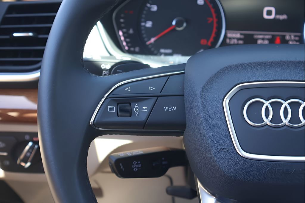 Used 2023 Audi Q5 2.0T Premium w/ Convenience Package image 19