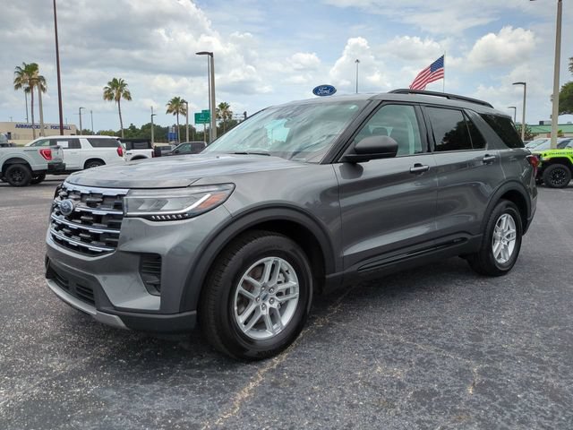 Used 2026 Ford Explorer Active RWD image 10
