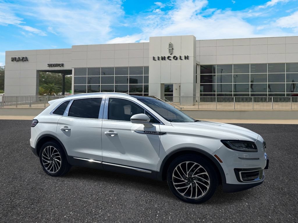 Certified 2020 Lincoln Nautilus Reserve w/ Equipment Group 201A AWD/4WD image 1