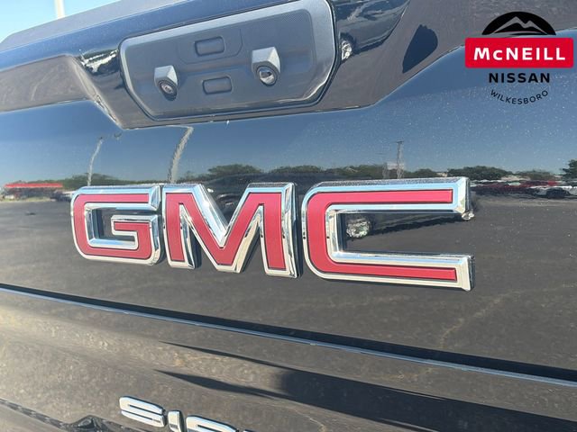 Used 2025 GMC Sierra 1500 Elevation w/ Elevation Premium Package image 35
