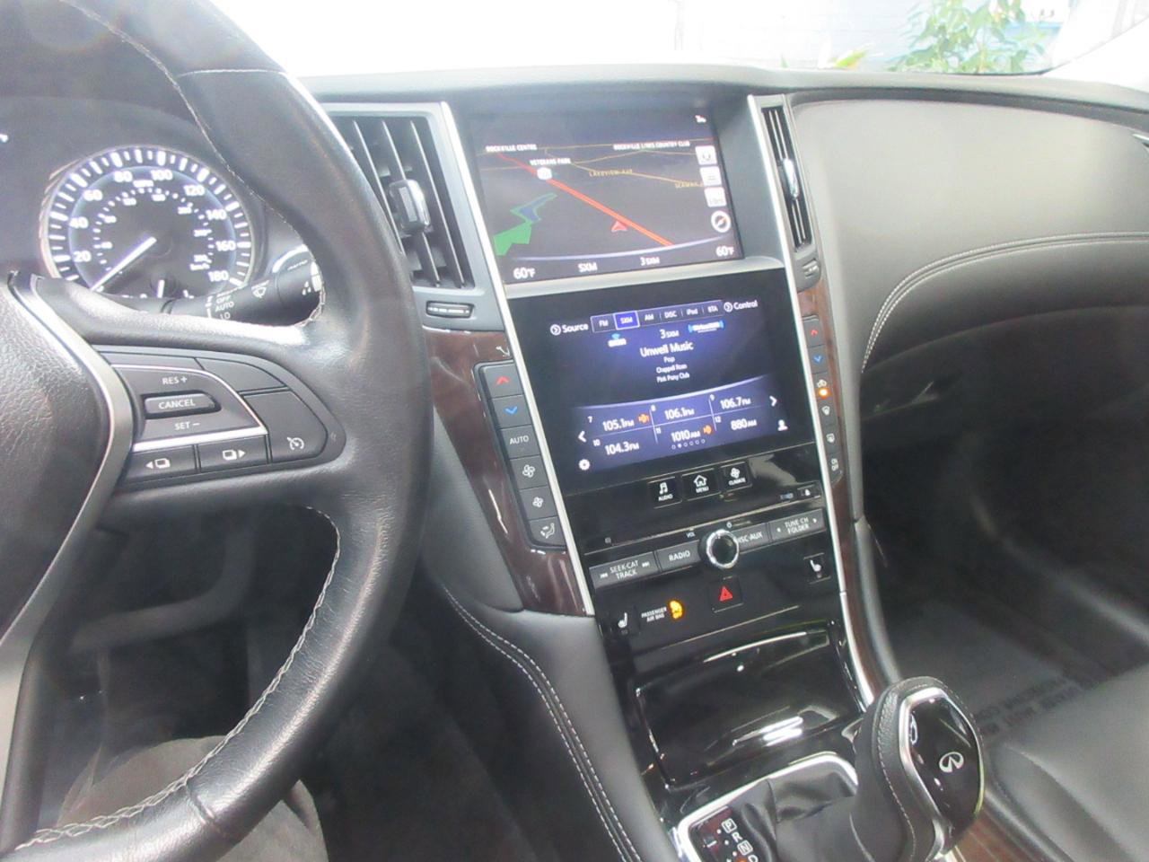 Used 2019 INFINITI Q50 Luxe w/ Essential Package (3.0T Luxe) AWD/4WD image 39