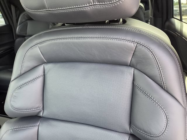 New 2026 Lincoln Navigator Reserve w/ Jet Appearance Package AWD/4WD image 12